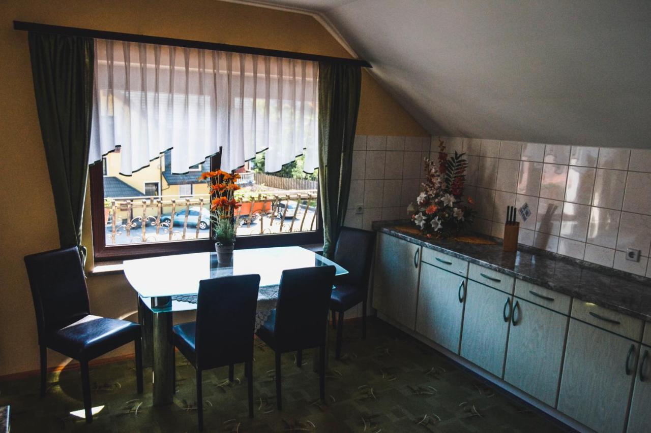 Apartmaji Krebs Mezica Buitenkant foto